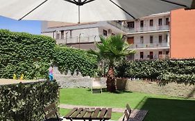 Appartamento Incantevole Con Parcheggio E Giardino