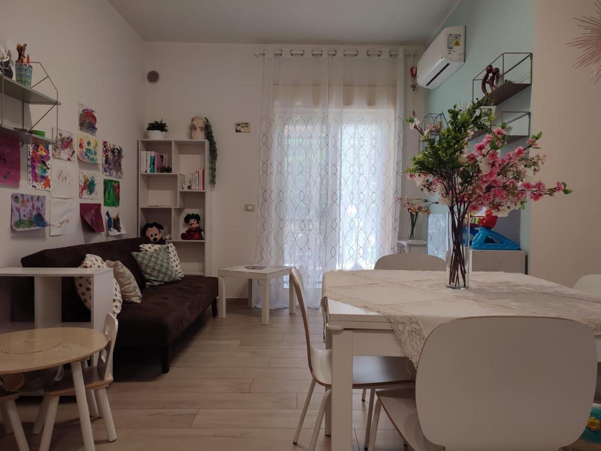 Appartamento Incantevole Con Parcheggio E Giardino Katania Zewnętrze zdjęcie